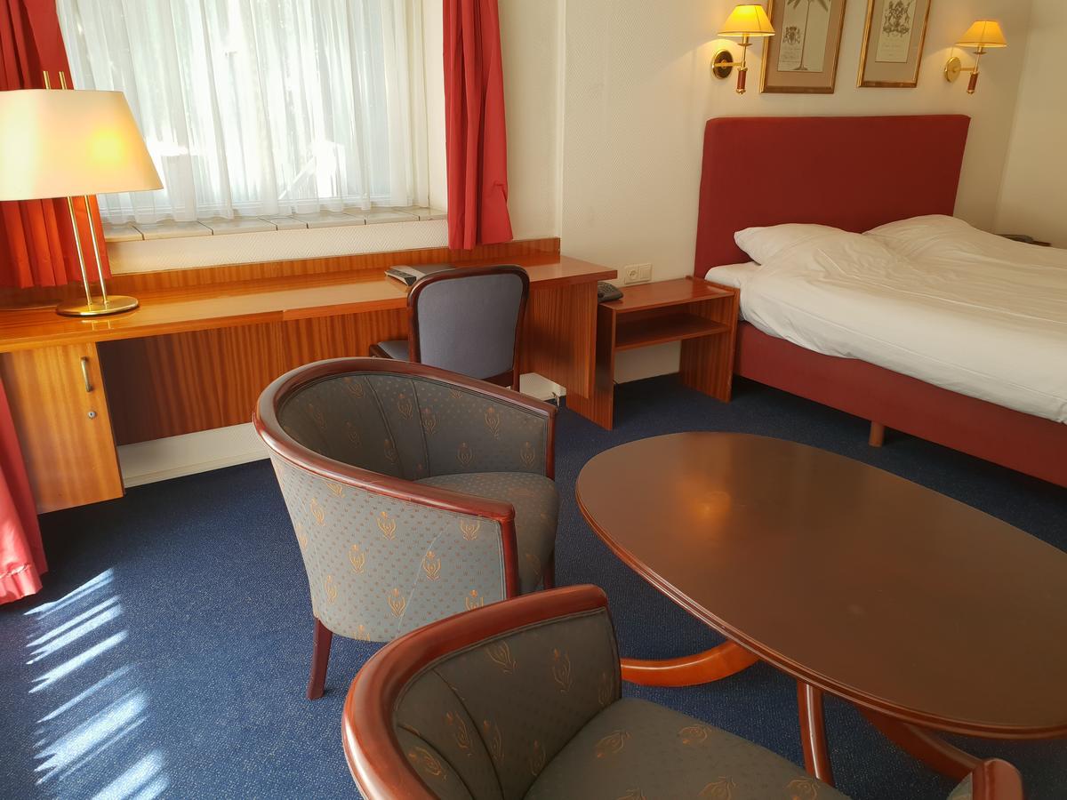 Nol In 'T Bosch Hotell Wageningen Exteriör bild