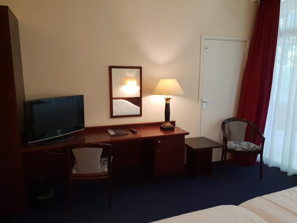 Nol In 'T Bosch Hotell Wageningen Exteriör bild